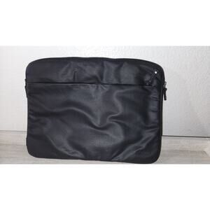 Incase Go Sleeve for 15-inch Laptop